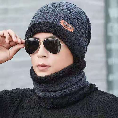 Winter Warmth Ear Protection Knitted Hat with Fleece Lining, Thick Scarf Set for Men, Two-Piece Winter Beanie Set