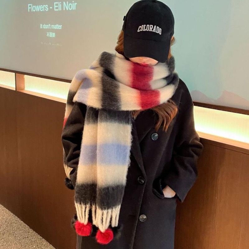 彩虹围巾女百搭情侣马海毛吊毛球多巴胺冬季韩版加厚情侣披肩批发