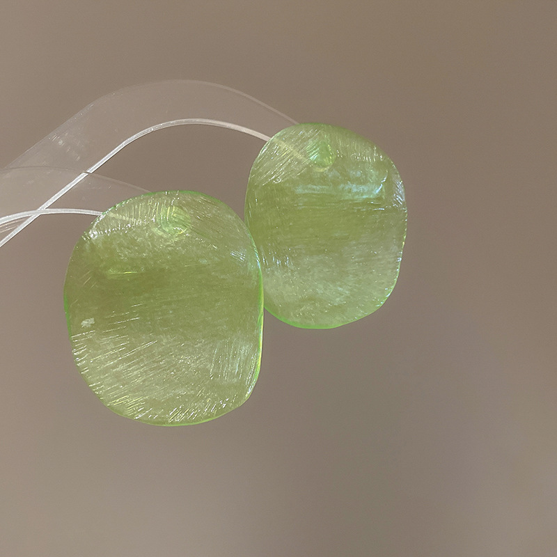 Pendientes de perlas asimétricas con cuernos de diamantes súper parpadeantes de plata Pendientes de nicho de viento frío femenino Pendientes de lujo ligero de alta calidad