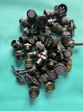 �ŷ���������������߽�ͷ���ǿư����ŷ�����߲�ͷ��ѯ�ͷ�