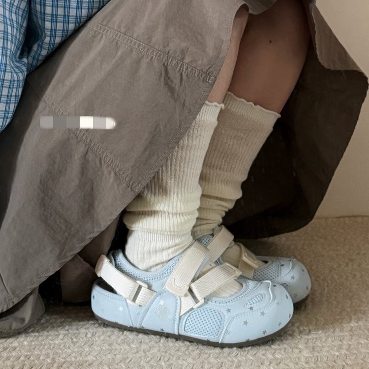 Xiaozhong wave punto deportivo sandalias de cabeza de bolsillo hueco para mujeres verano transpirable 2026 nuevos zapatos de mujer zapatos de malla zapatos individuales