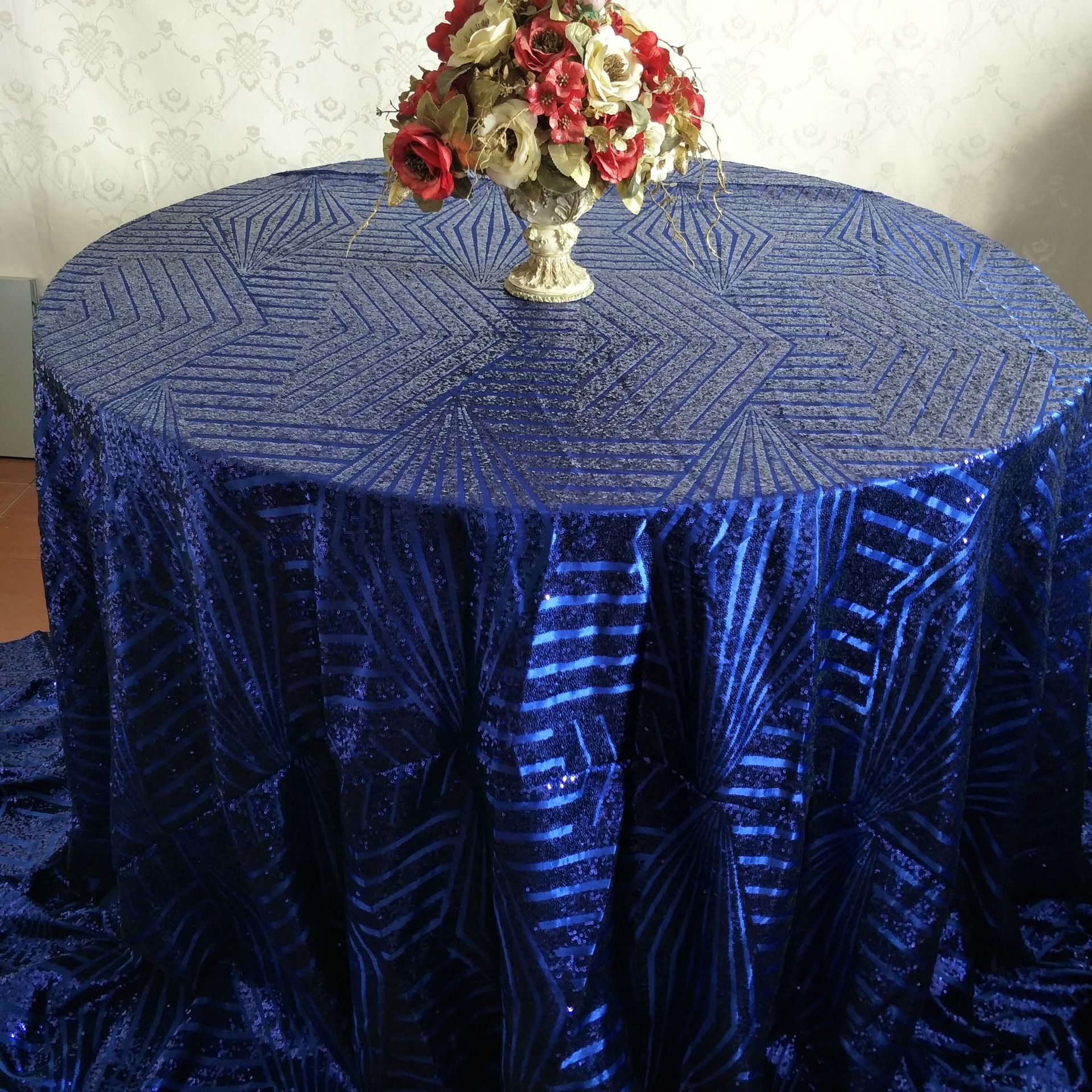 跨境 厂家直销 宝蓝色豪华品质几何亮片设计桌布 婚礼宴会台布