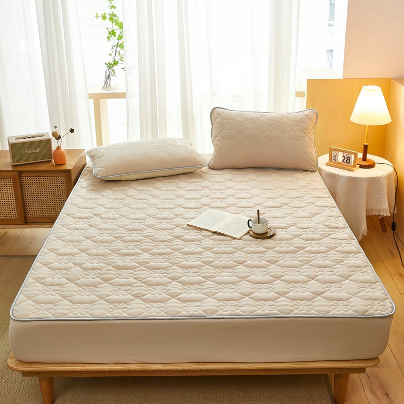 Class a Washed Cotton Quilted Fitted Sheet, Solid Color, Thickened for Winter, Full-Coverage Mattress Protector, Non-Slip Dust Cover