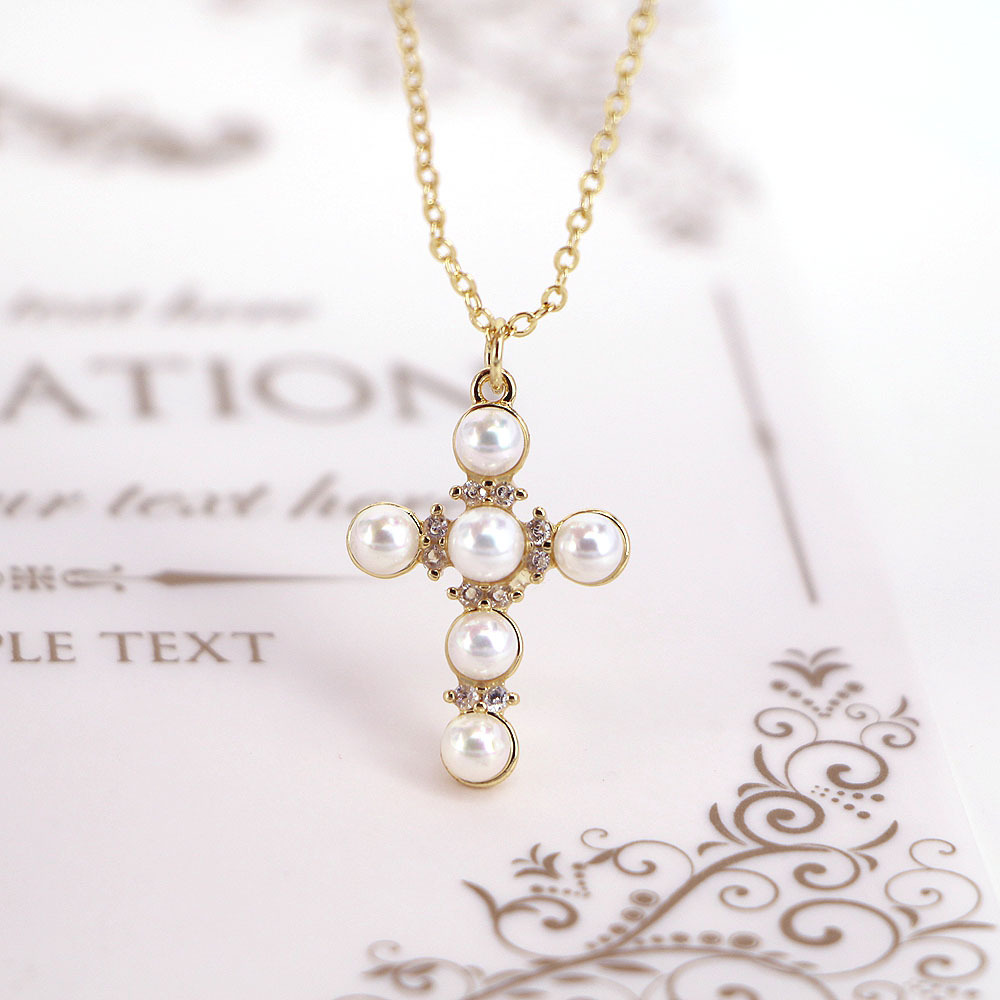 Simple Copper Gold-plated Inlaid Zircon Cross Pearl Pendant Necklace Wholesale display picture 3