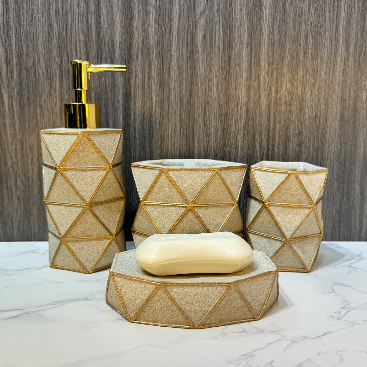 Juego de cuatro piezas de arena y grava de Phnom Penh