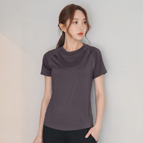Women's Yoga Set, Professional, Quick-Drying, Breathable, New Running Top, Fashionable and Slimming Fitness Clothes