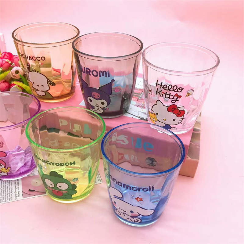 Acrylic cup