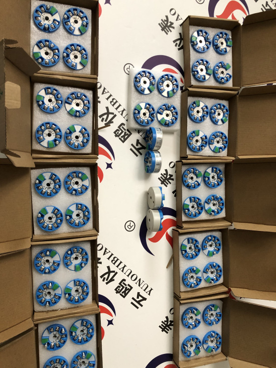 J型隔离式温度变送器 S型导轨温度变送器