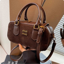 跨境保龄球复古包包女2024新款秋冬斜挎包女士手提通勤枕头包批发