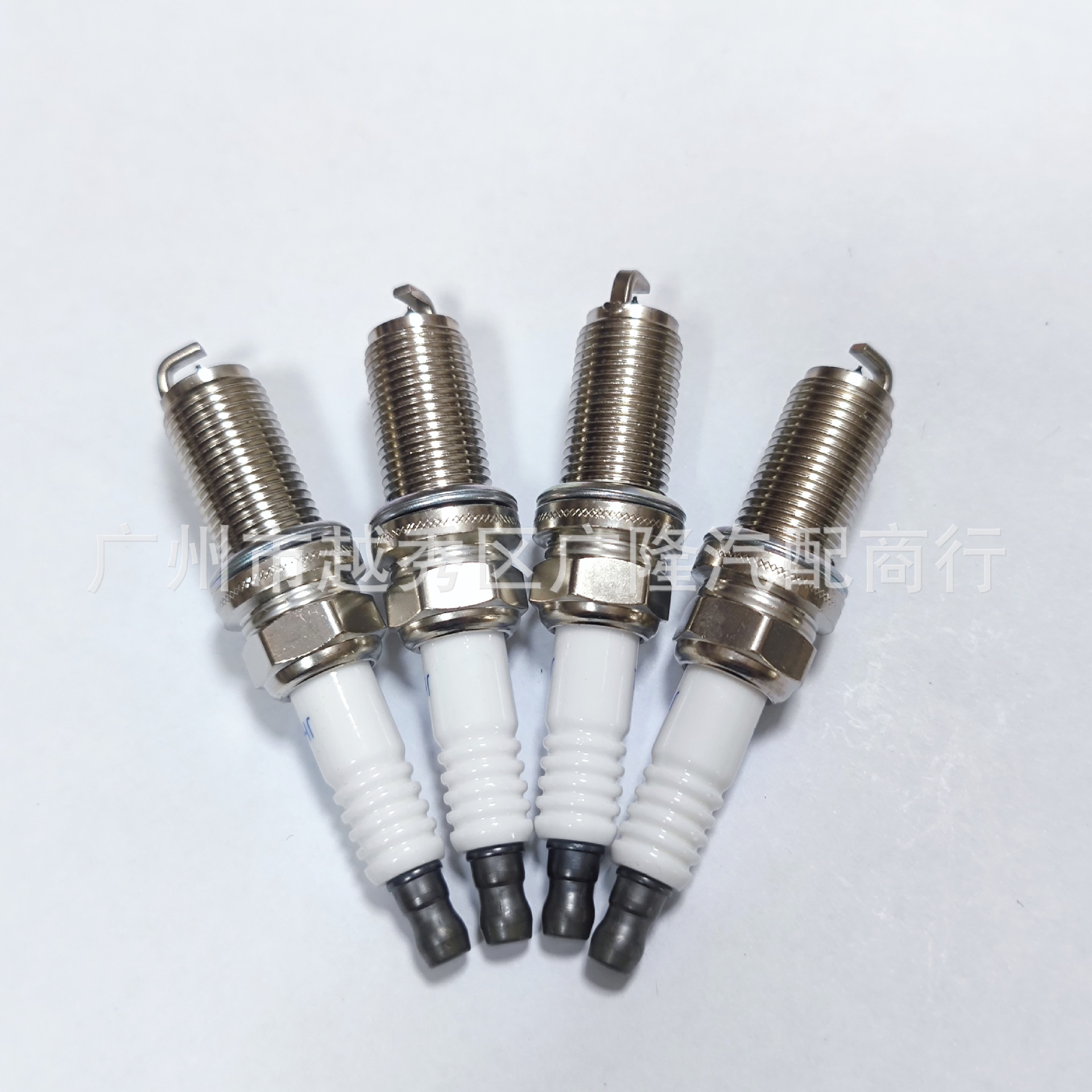Neutral 22401-Ed815 Iridium Spark Plug Suitable for Tiida, Sylphy, Livina Lzkar6Ap-11