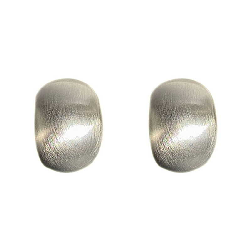 Pendientes de dibujo geométrico simple de estilo frío de aguja de plata Pendientes de diseño de moda de lujo ligero Pendientes de sentido de alta calidad para mujer