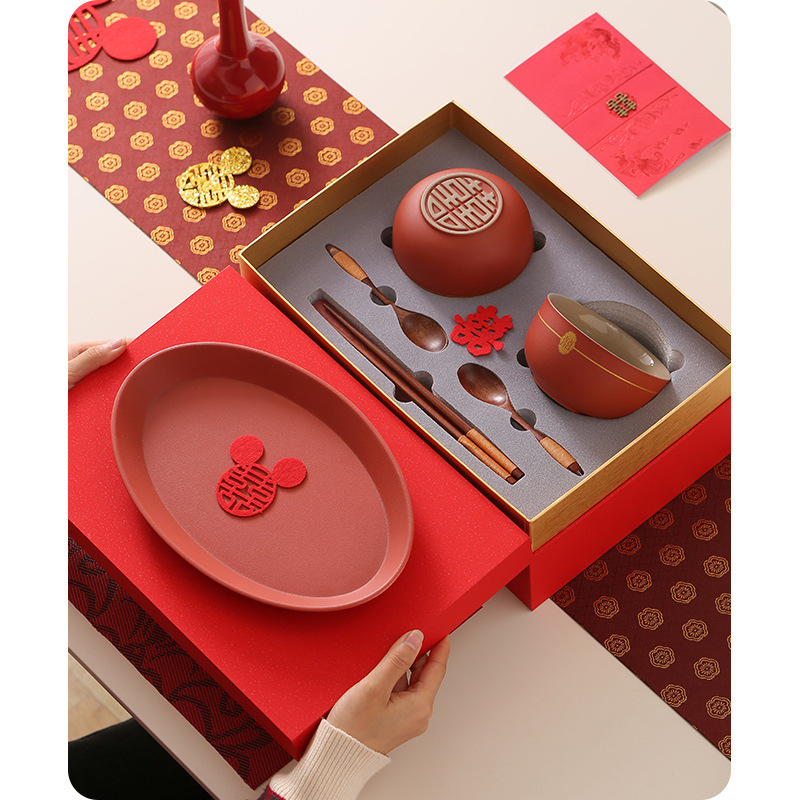 Palace style wedding bowls and chopsticks suit Chinese retro wedding dowry red wedding bowls a pair of wedding wedding wedding gifts