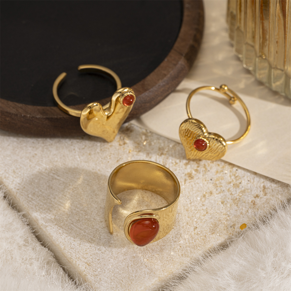 Anillo de acero inoxidable europeo y americano de Tena, lujo ligero, sentido de alta gama, anillo de piedra natural transfronterizo, amor, anillo de apertura, joyería de mano para mujer