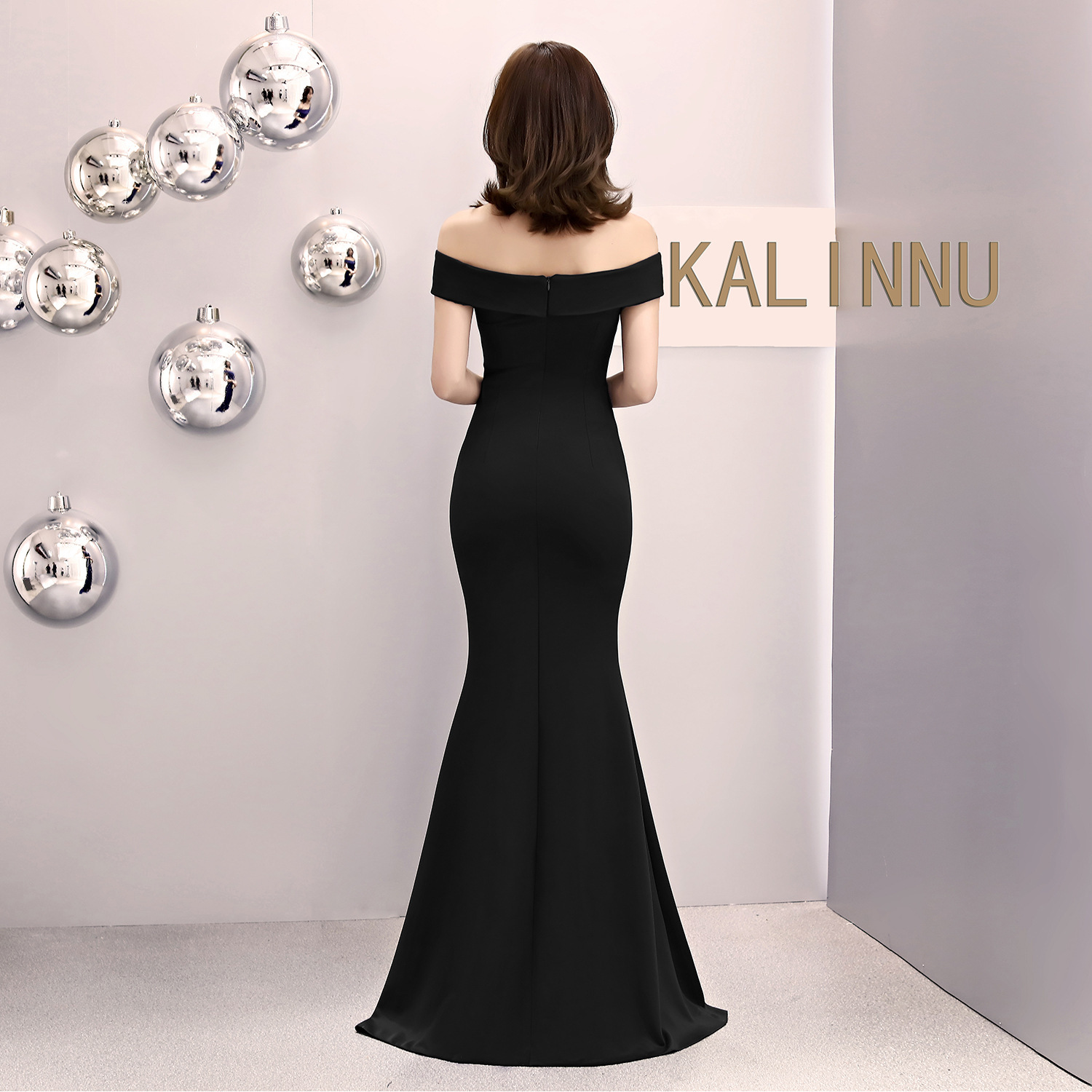 103A4614-Black.jpg