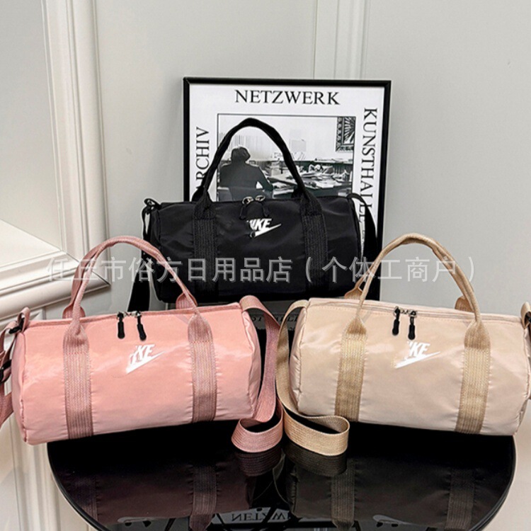 Manufacturer Wholesale Trendy Brand Printed Shoulder Bag New Yoga Training Crossbody Bag Outdoor Travel Portable Handbag