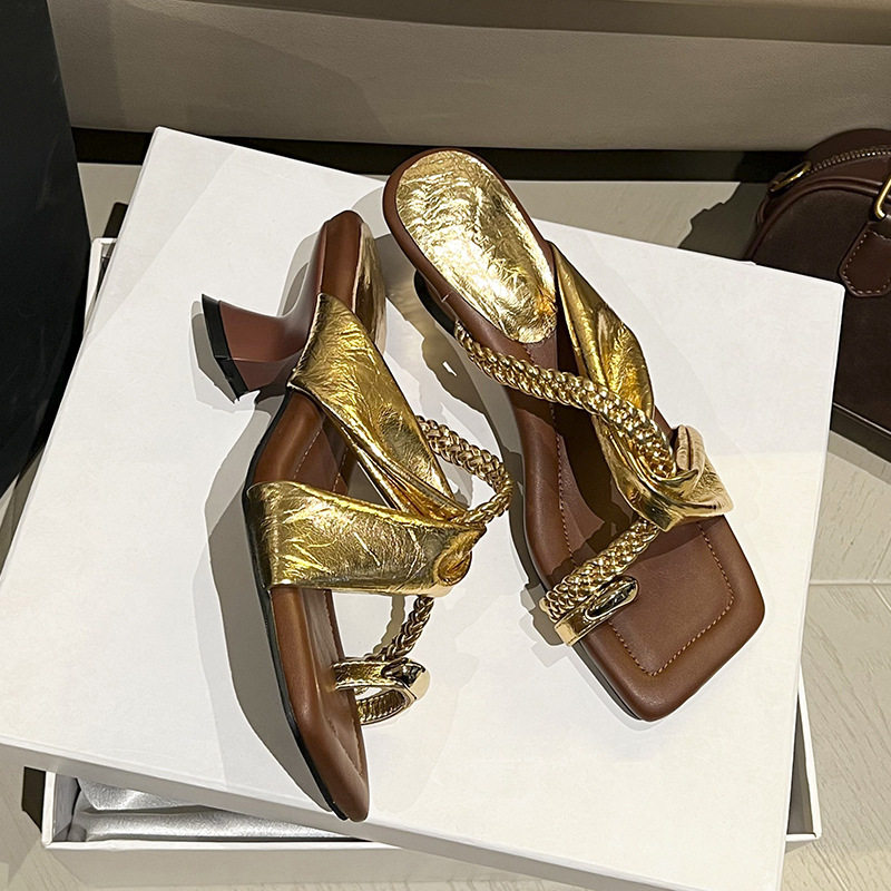 Dép sandal nữ quai hậu gót cao kiểu Pháp cổ điển, mũi vuông, đi chơi và nghỉ dưỡng — Màu kaki, Màu trắng be, Màu vàng