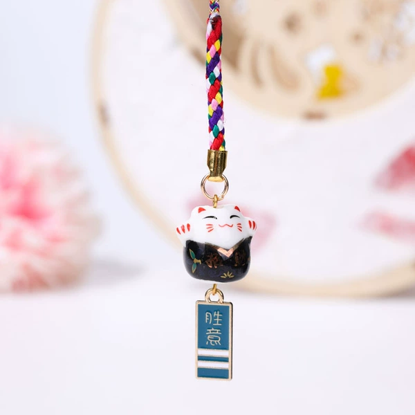 D black colorful rope lucky cat wins