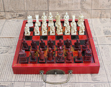 复古象棋中号兵马俑棋子立体象棋人物象棋配木制棋盘创意象棋