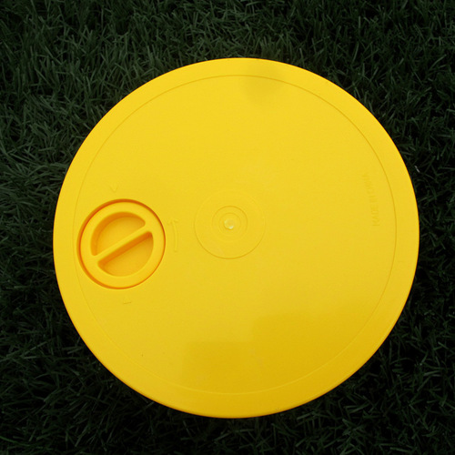 Production of thickened multi-functional water-filled base sign pole cross base training ring base football training obstacle