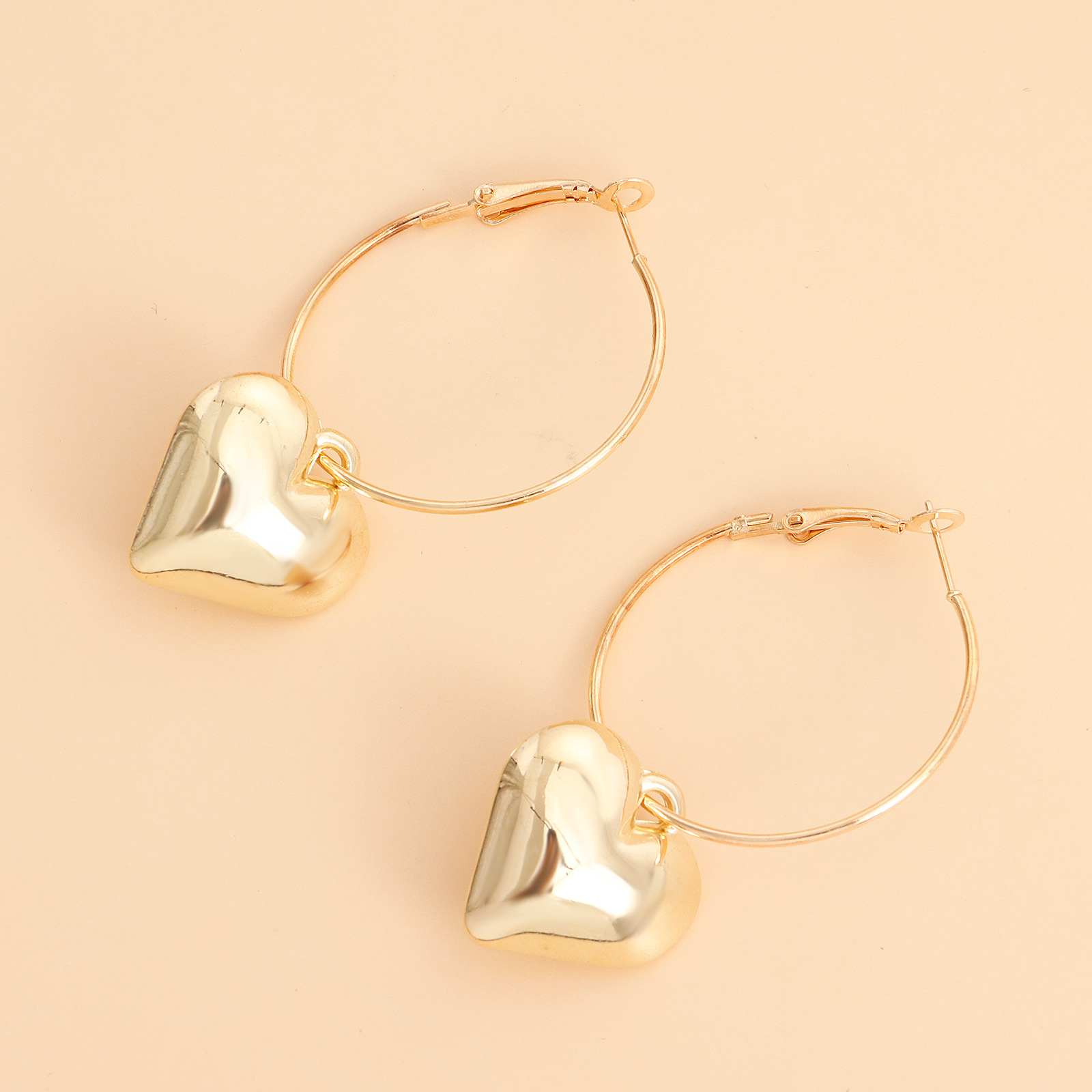 1 Pair Casual Simple Style Heart Shape Plating Alloy Drop Earrings display picture 7