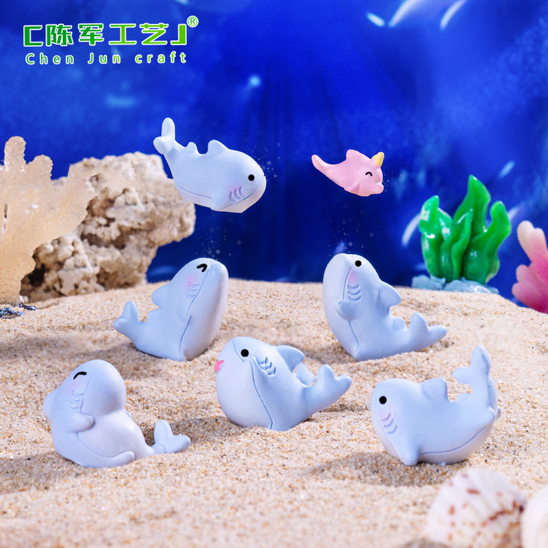 Micro landscape creative shark whale animal aquarium landscape DIY decorative accessories blind bag mini small ornaments Micro landscape creative shark whale animal aquarium landscape DIY decorative accessories blind bag mini small ornaments