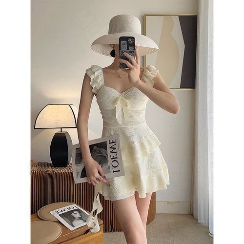 New Ladies One-Piece French Elegant Pure Desire Nautical Edge Gathering Beach Spa Vacation Swimsuit Wholesale