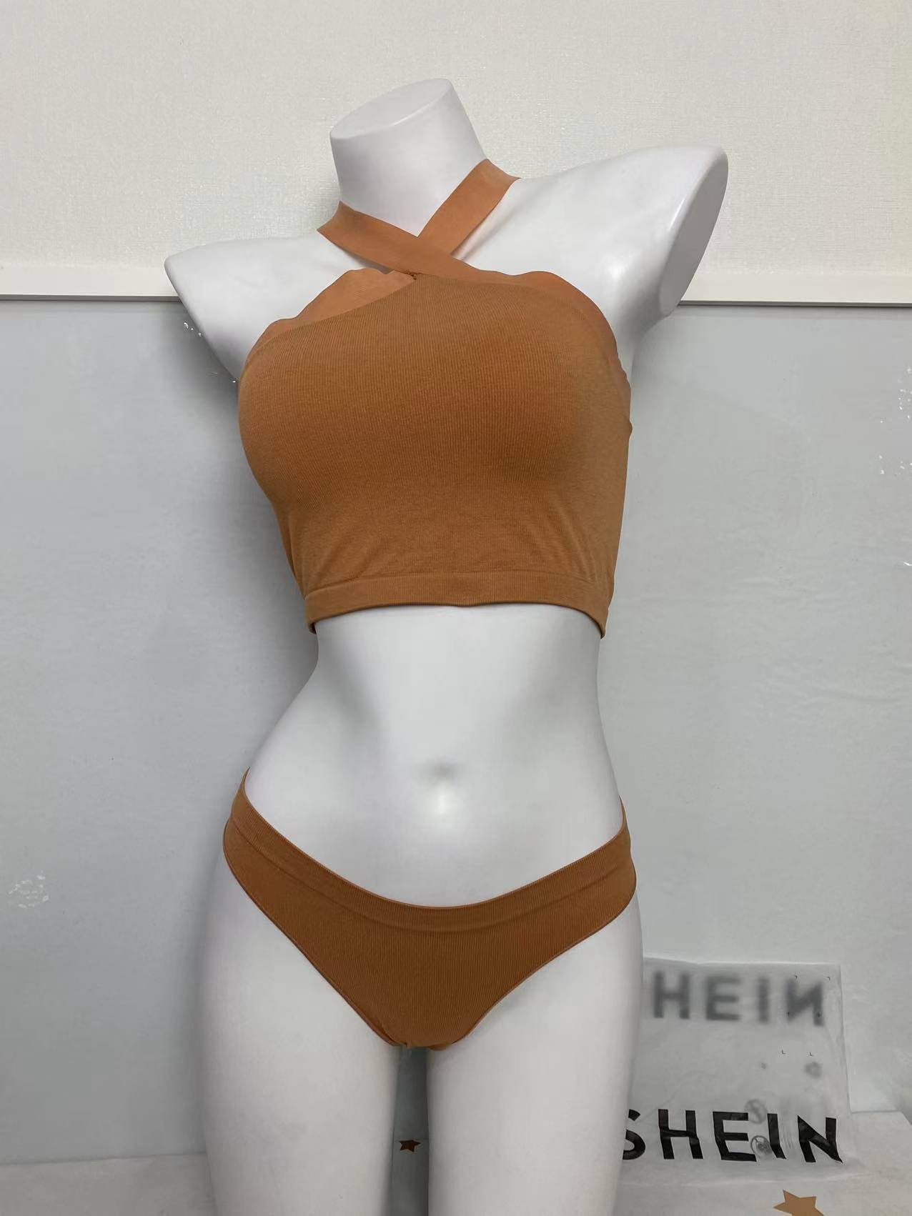 Exterior solo nuevo estilo mixto sin costuras de alta elástico fino algodón sexy traje cómodo traje al por mayor