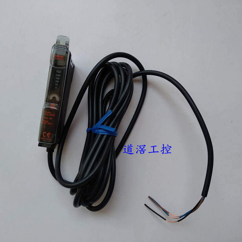 E3C-LDA41AN  2M  欧姆龙OMRON光电传感器全新