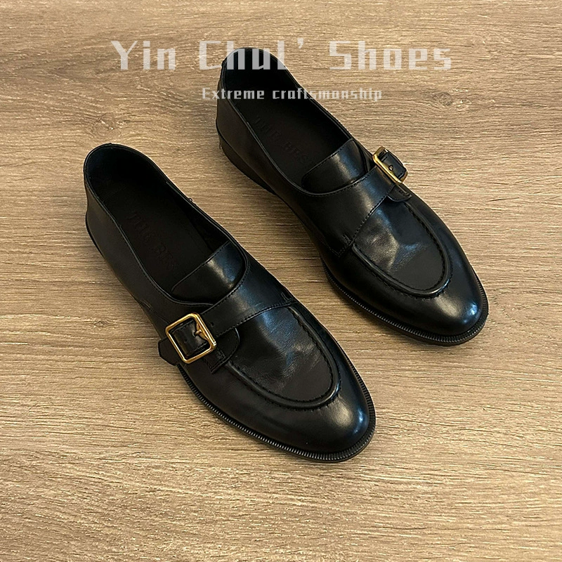 Туфли-лоферы на монке в стиле Чэнду для женщин - slip-on с британской колодой, толстый каблук, черные