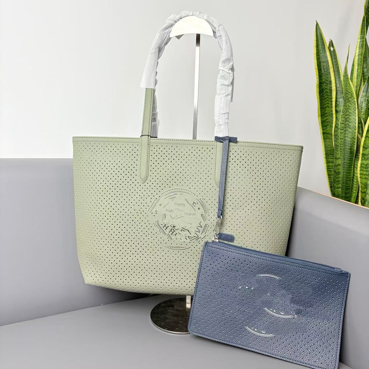 Fashionable Women's Cross-Border Double-Sided Large-Capacity Single-Shoulder Tote Bag with a Small Bag Inside
