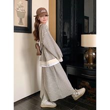 韩系穿搭条纹卫衣套装女春秋2025超火休闲慵懒风漂亮两件套长裙