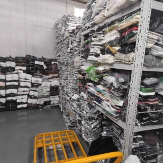 Cross-border foreign trade inventory clothing and sweaters女