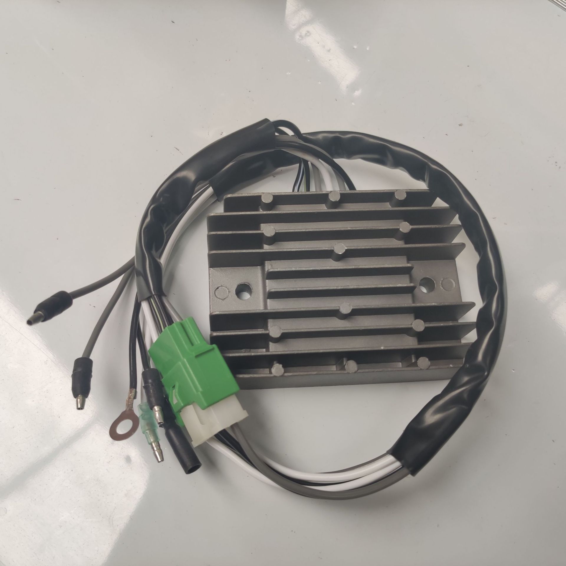 NEW SH748AA Regulator Rectifier For Honda GX620 GX630 GX670 GX690 Engines - Replaces 32105-Z6L-0001