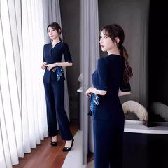 新しいサイズの袖の新型美容師の作業服の女性の美容院の気質のハイエンドのスーツの養生の足の入浴の足の治療の技師