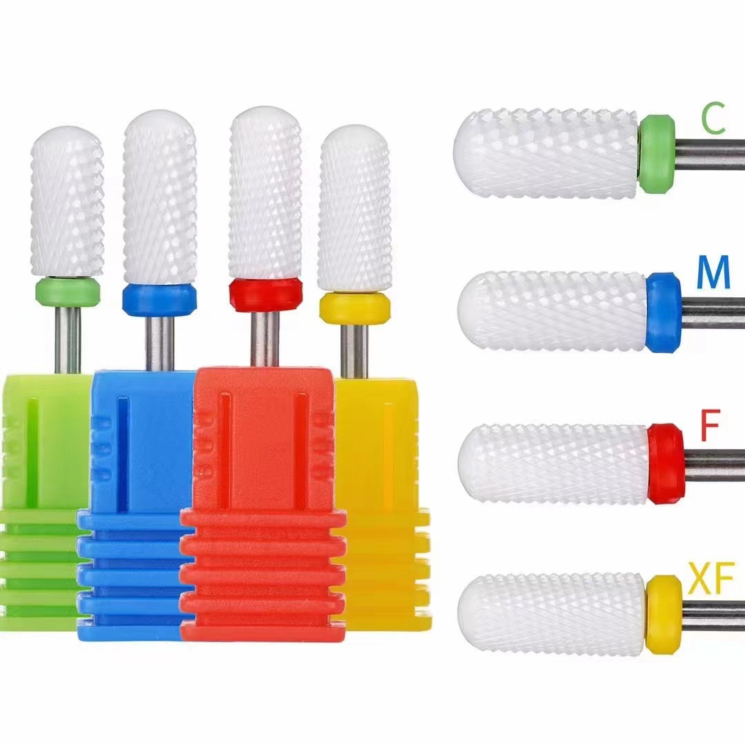 Nuevos productos transfronterizos de molienda de cerámica de manicuras, una sola pieza de molienda eléctrica cilíndrica de maíz en forma de cohete, molienda de accesorios