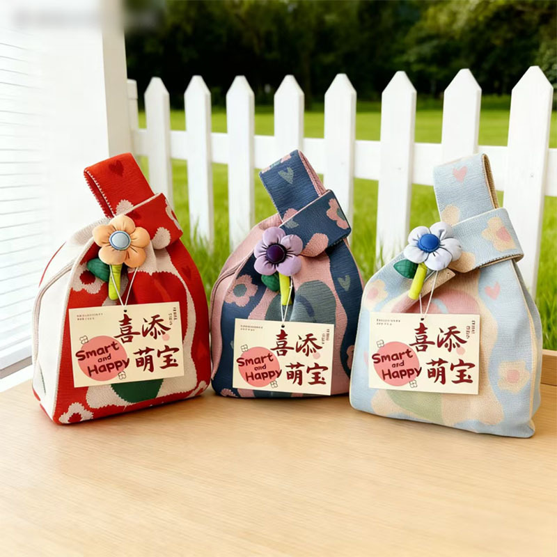 High-End Hand-Held Small Bag, Wedding and Birthday Gift Bag, Knitted Souvenir Handbag, Holiday Gift Bag, Handbag High-End Hand-Held Small Bag, Wedding and Birthday Gift Bag, Knitted Souvenir Handbag, Holiday Gift Bag, Handbag