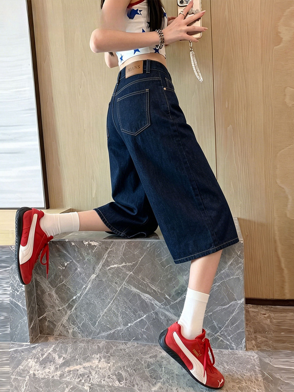 Lyocell Tencel Dark Blue Cropped Denim Shorts for Women, Summer Thin, Super Popular New Style, Straight Mid-Length Pants Lyocell Tencel Dark Blue Cropped Denim Shorts for Women, Summer Thin, Super Popular New Style, Straight Mid-Length Pants