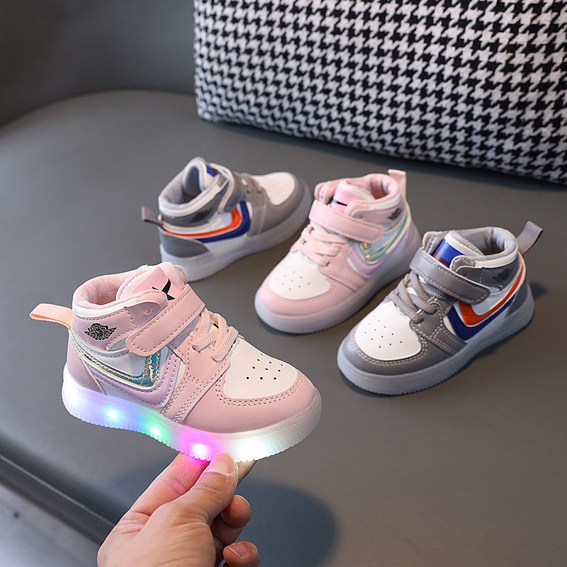 2023 new children's and men's luminous children's shoes small children leisure board shoes soft sole LED lighting baby walking shoes