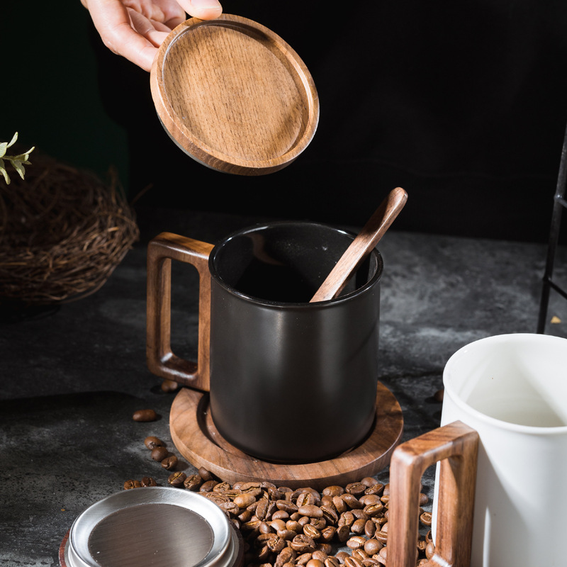 Suyuan taza de madera de nuez taza de cerámica taza de madera taza de café con cojín de taza de madera de madera logotipo publicitario grabado