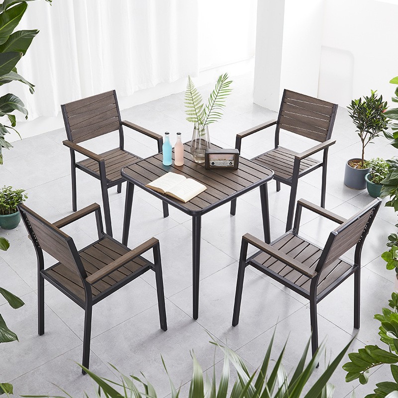 Combinación 3_4 silla + 70_H73 diámetro mesa de pies cónicos