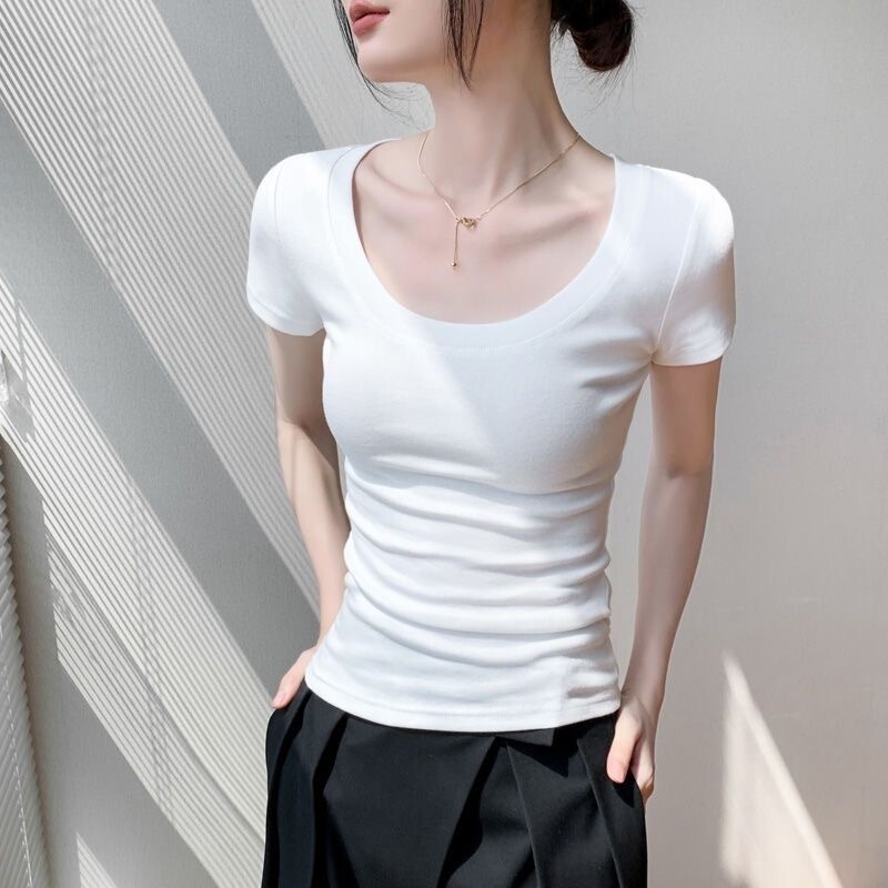 女性のための純綿右肩半袖 Tシャツ 2025 夏の新しいスリムフィット露出鎖骨痩身 U ネックボトムシャツトップホットガール|undefined