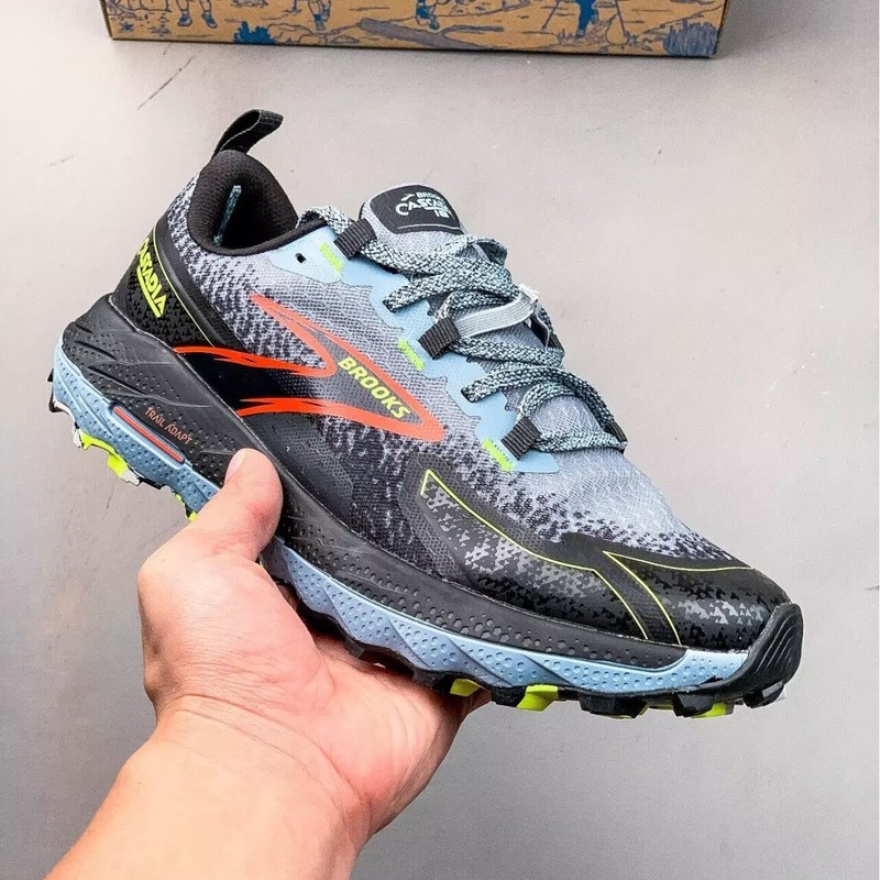 貿易クロスボーダー Brooks ブルックス Cascadia 18 新しいクッション性と通気性のあるクロスカントリー ランニング シューズ 36-46|undefined