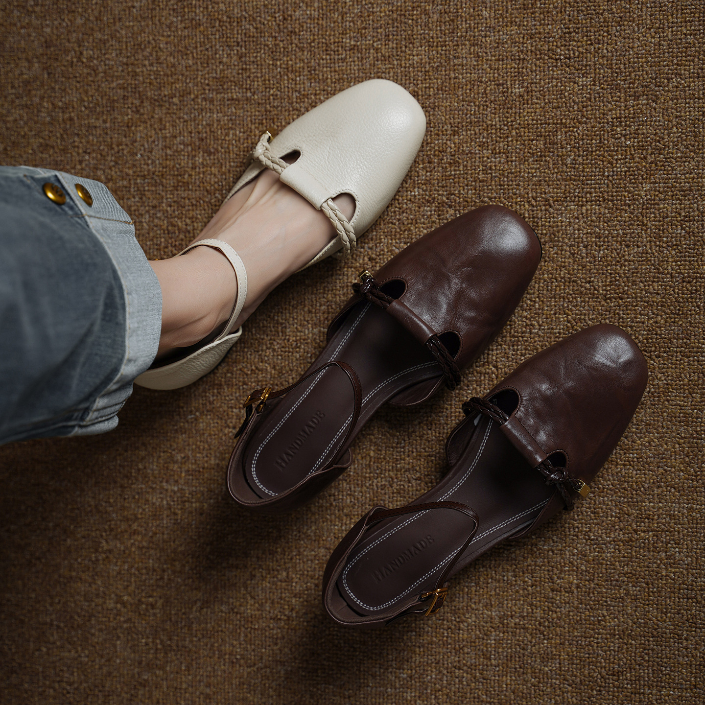 Sandal nữ gót thấp 3 cm quai ngang một khóa, mũi kín gót kín kiểu dáng thanh lịch — Màu nâu (cao 3cm)