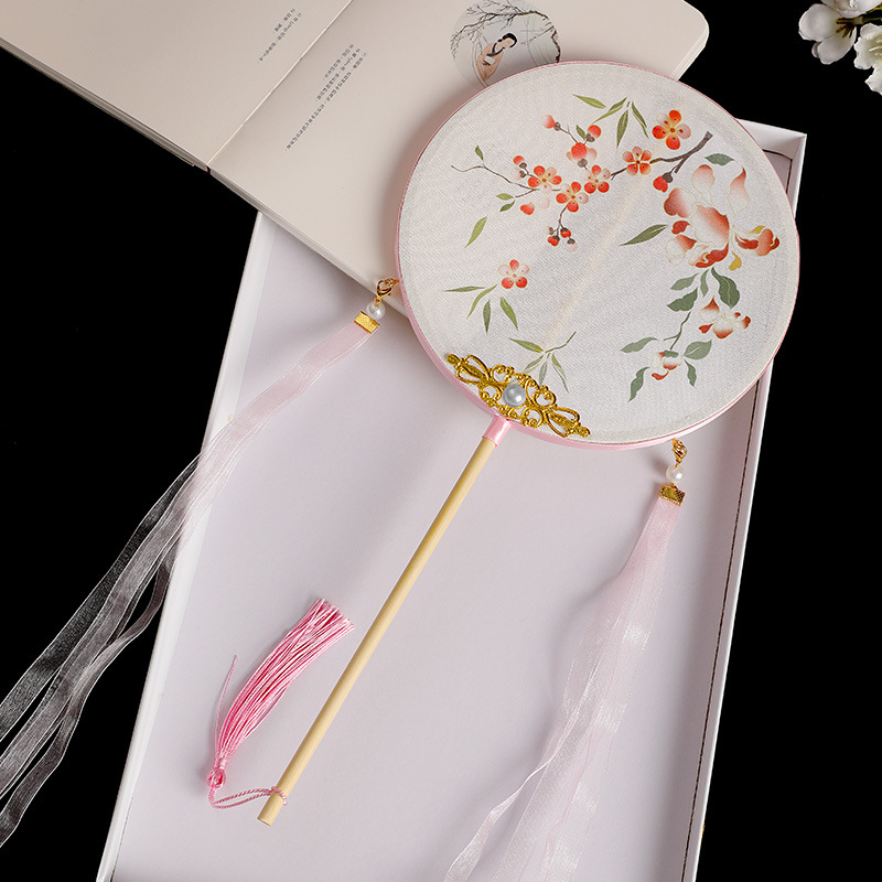 Nuevo ventilador de palacio chino, ventilador de grupo especial de danza, ventilador de estilo chino, ventilador de ropa Han, falda de caballo para niños, cheongsam, ventilador redondo de cinta para mujeres