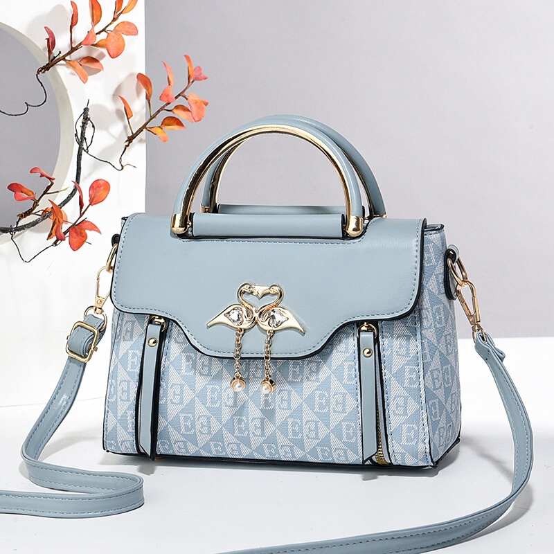 Women's Handbag 2026 New Fashion Trendy Embossed Solid Color Versatile Casual Shoulder Crossbody Bag for Women Women's Handbag 2026 New Fashion Trendy Embossed Solid Color Versatile Casual Shoulder Crossbody Bag for Women