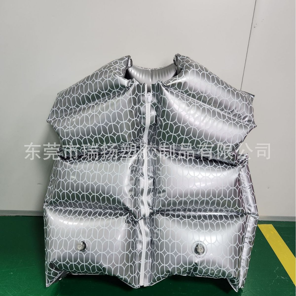 批发充气PVC衣服  时尚服装 款式D制