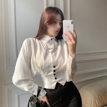 女式春季新款白色蝙蝠泡泡袖小衫性感高腰显瘦长袖短款修身衬衫女