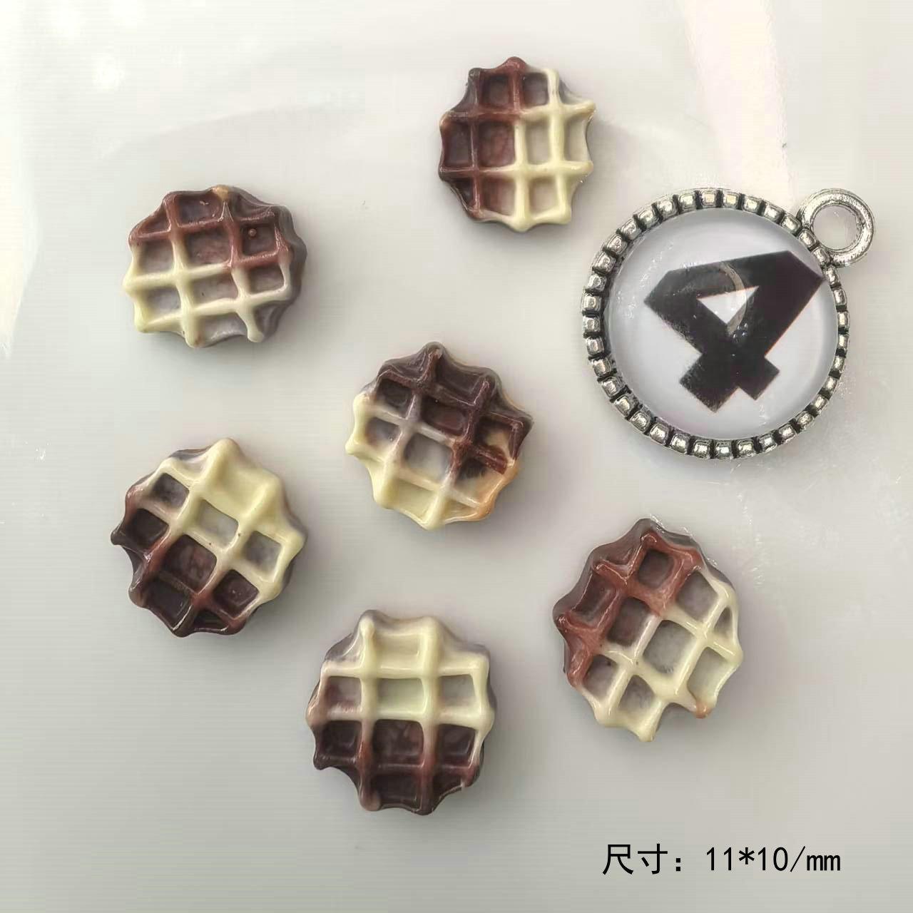 仿真曲奇网红卡通美甲饰品迷你华夫饼微缩跨境新品奶酪奶油胶材料