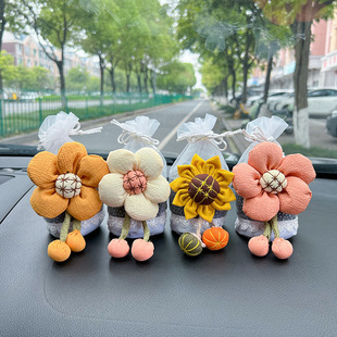 Car Adsorption New Car Odor Removal Formaldehyde Composite Nano Mineral Crystal Cute Flower Car Interior Accessories for Women