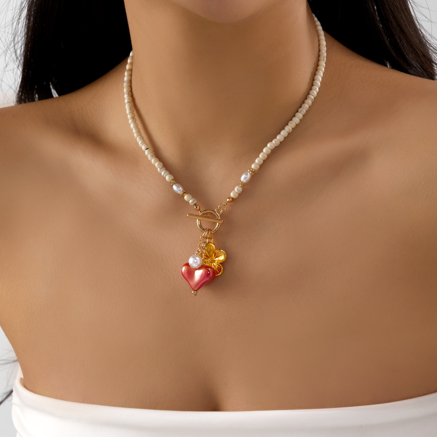 Collier transfrontalier en perles de riz pour femmes, pendentif œil de diable rond, collier tendance et polyvalent pour tous les jours (vente en gros)_voghion.com
